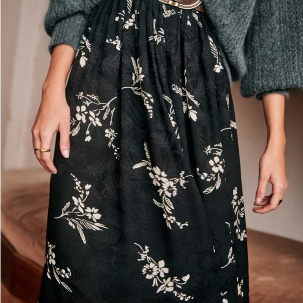 Sezane Ellie black floral skirt